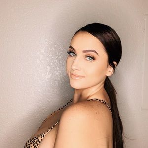 Meet your Posher, Shannon